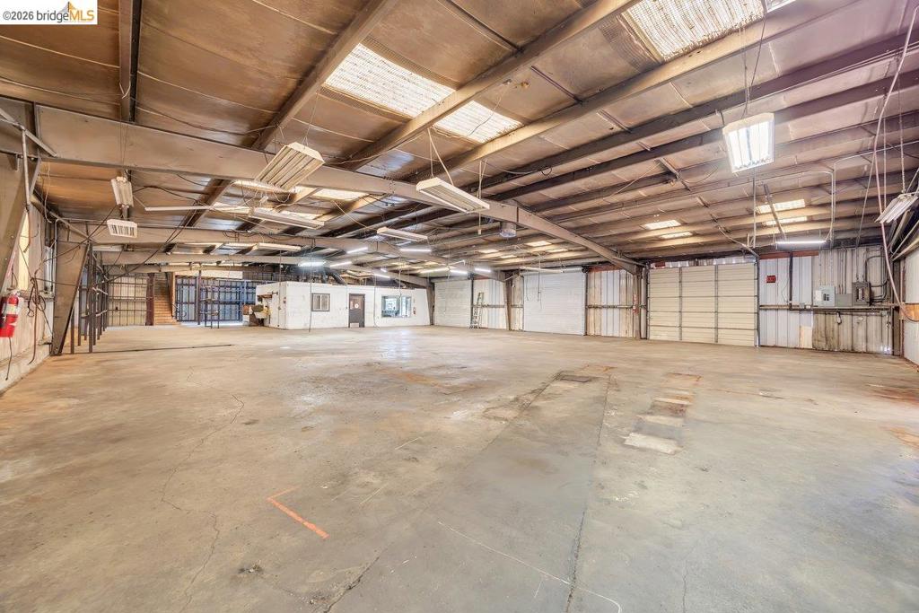 372 W Stockton St Property Photo 14