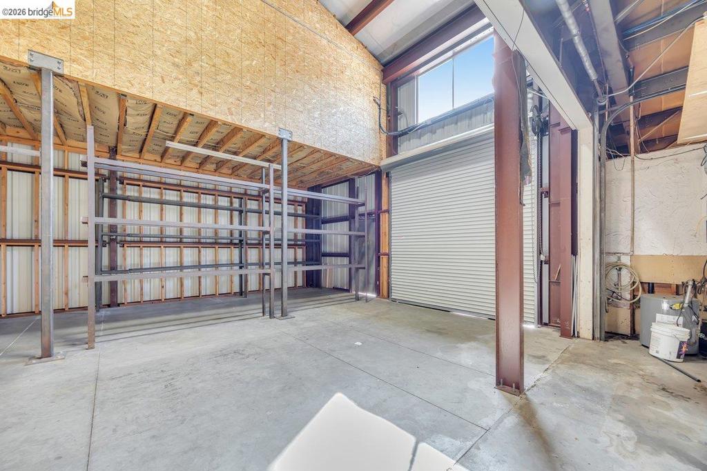 372 W Stockton St Property Photo 15