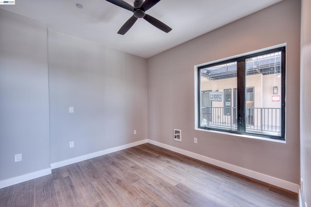 4202 Telegraph Ave Property Photo 5