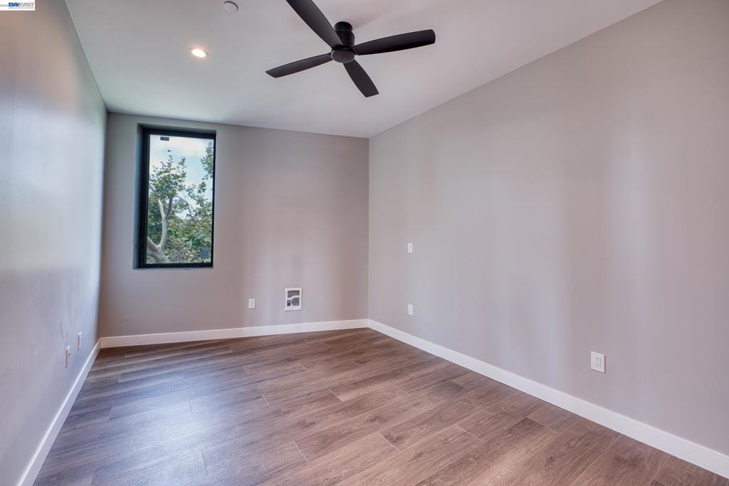 4202 Telegraph Ave Property Photo 13