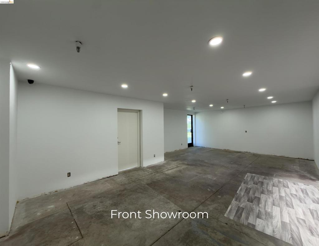 4881 Sunrise Dr Property Photo 15