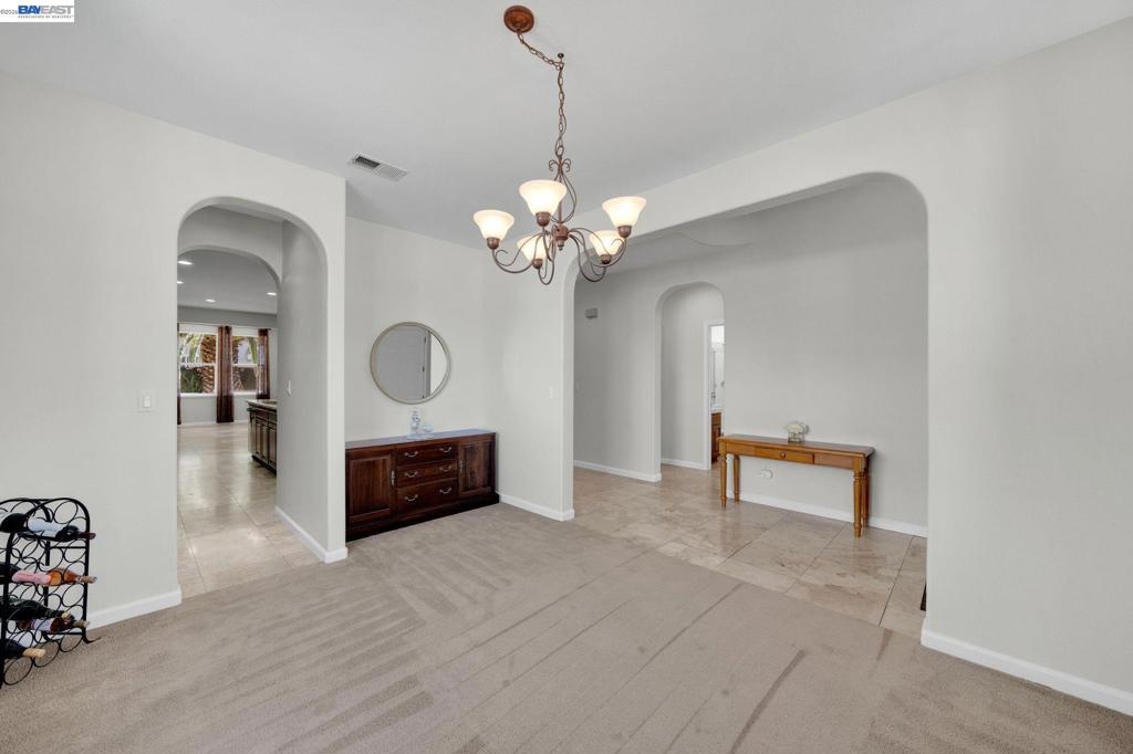 6391 Crystal Springs Cir Property Photo 10