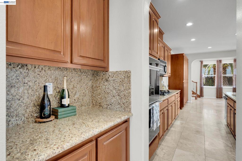 6391 Crystal Springs Cir Property Photo 16