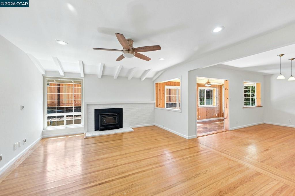 1226 Cheshire Court Property Photo 6