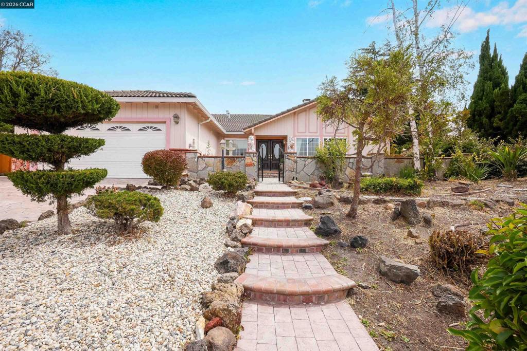 1220 Fascination Cir Property Photo 9