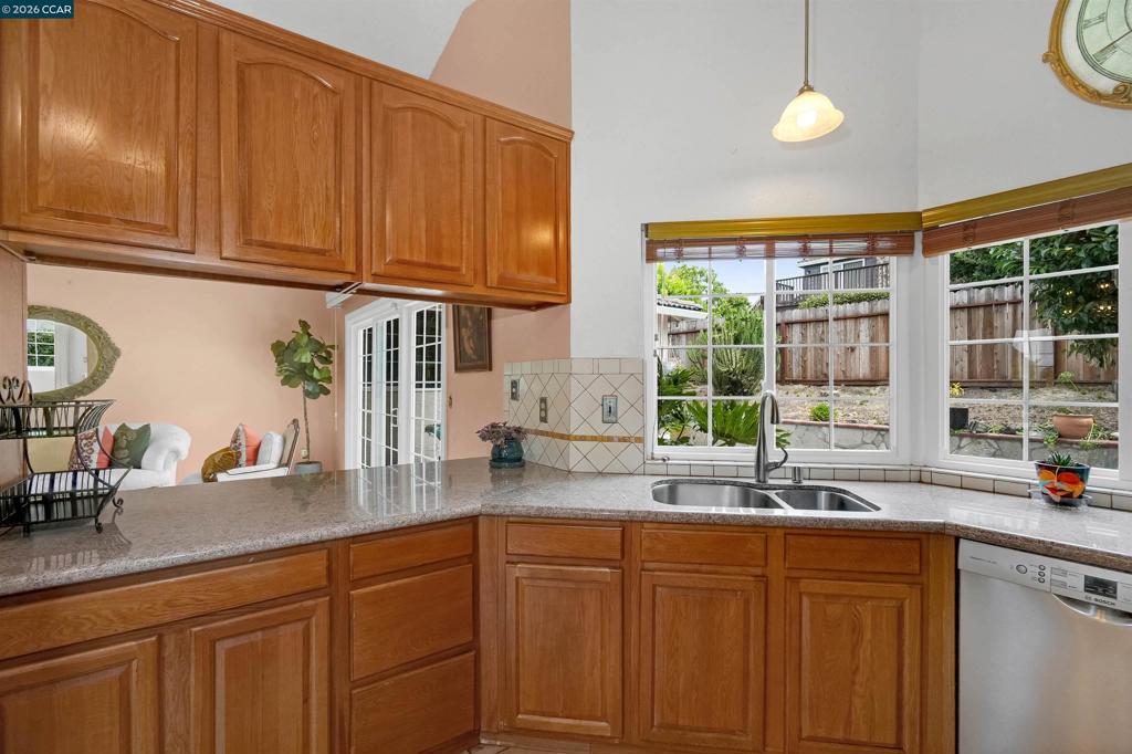 1220 Fascination Cir Property Photo 30