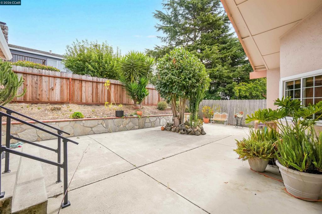 1220 Fascination Cir Property Photo 51