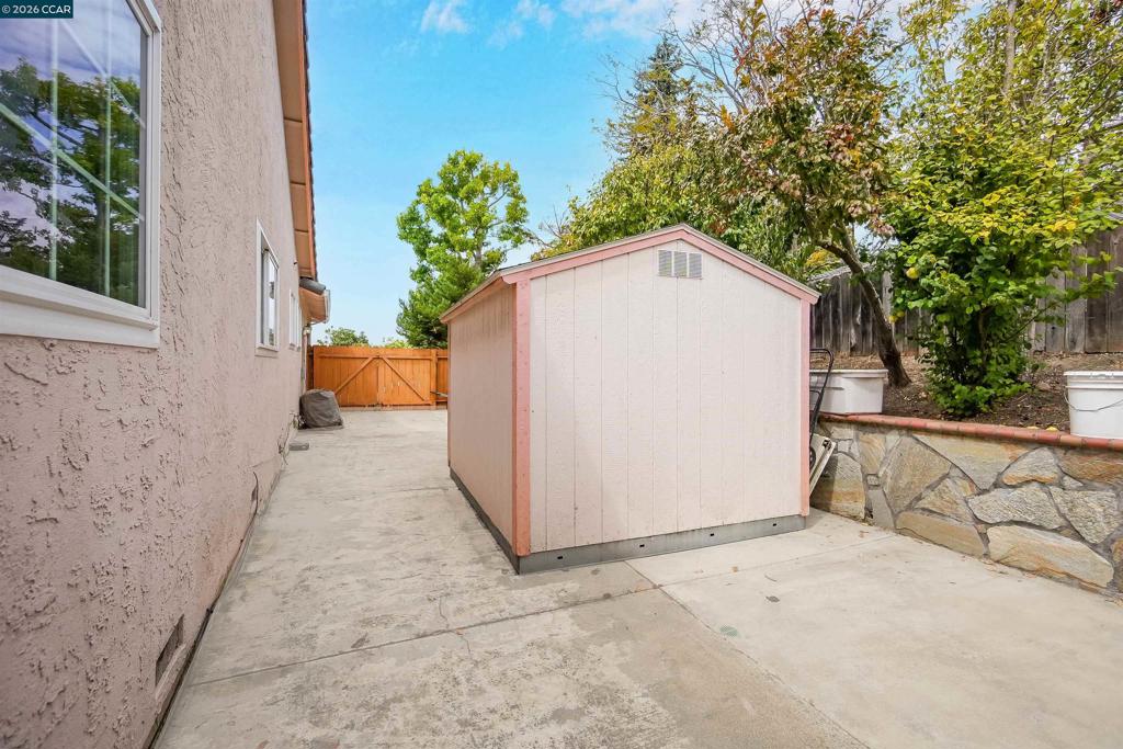 1220 Fascination Cir Property Photo 61