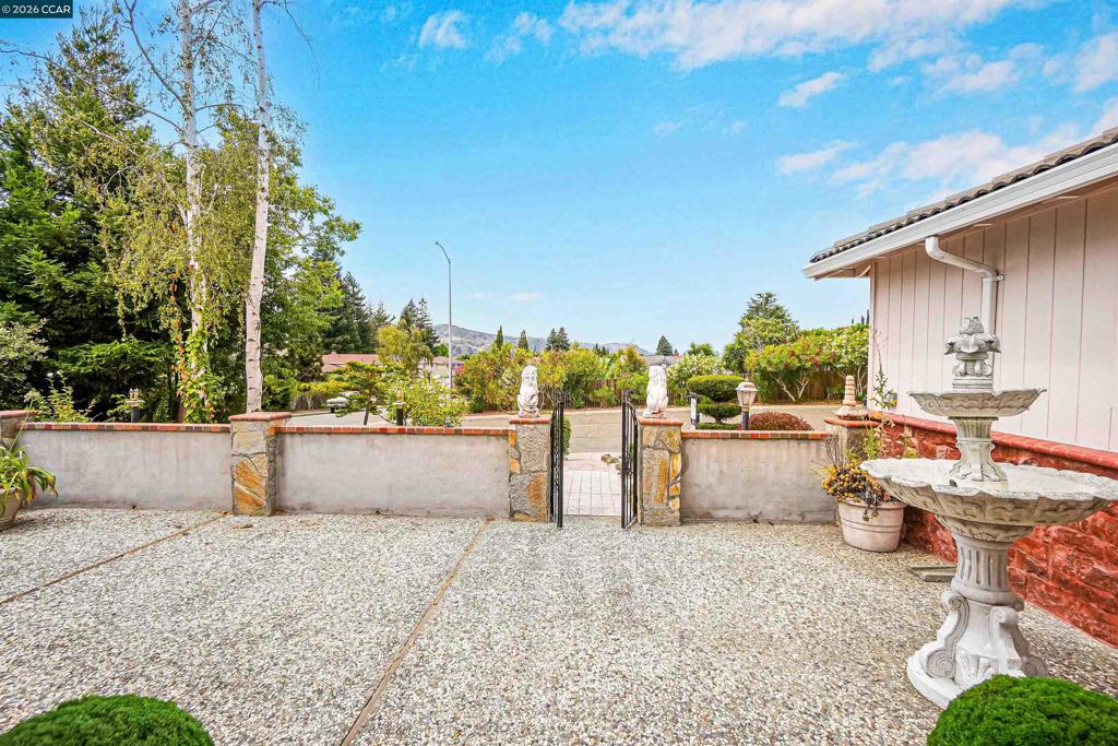 1220 Fascination Cir Property Photo 66