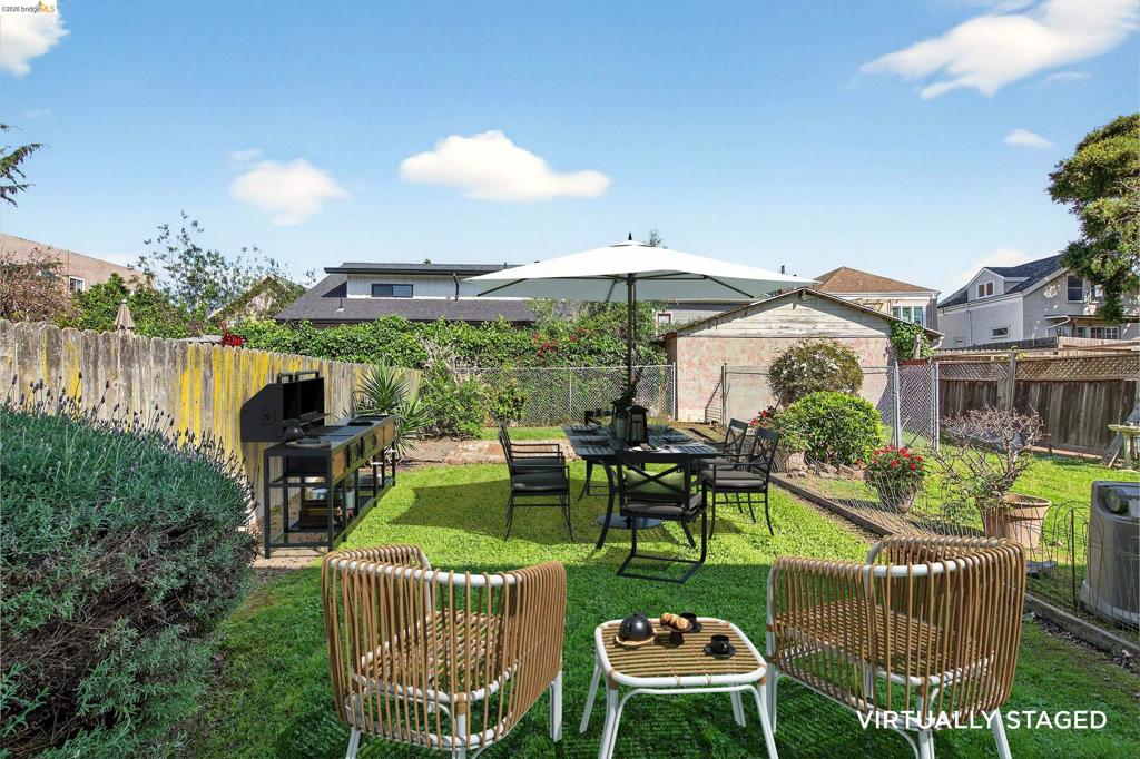 1070 1072 Aileen St Property Photo 33