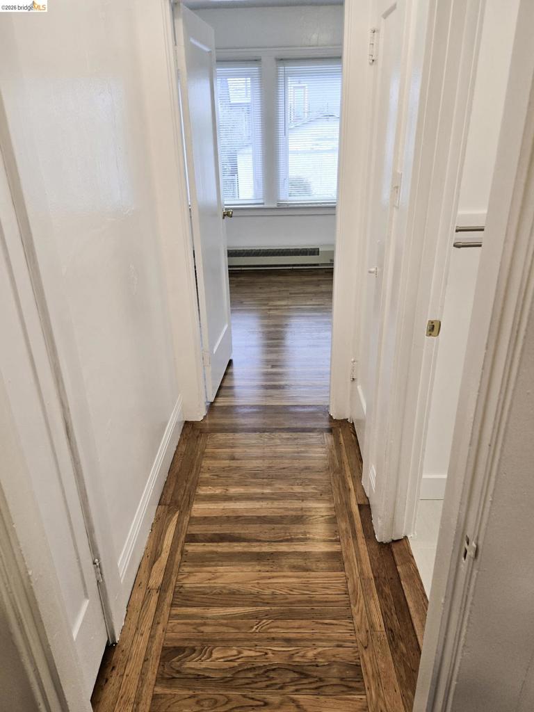 1070 1072 Aileen St Property Photo 45