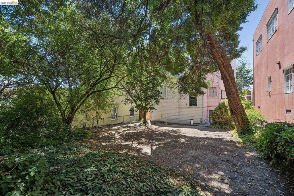 1767 Euclid Ave 2 Property Photo 23
