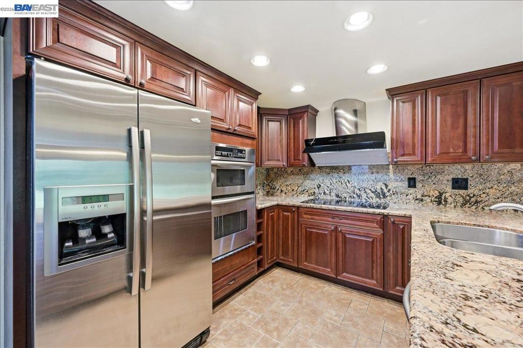 105 Rosario Ct Property Photo 4