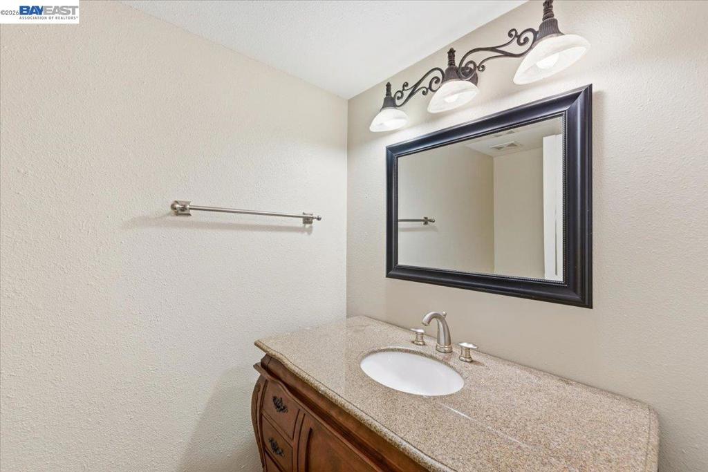 105 Rosario Ct Property Photo 17