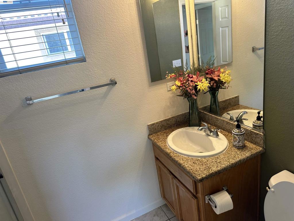 2484 Marshall Dr Property Photo 12
