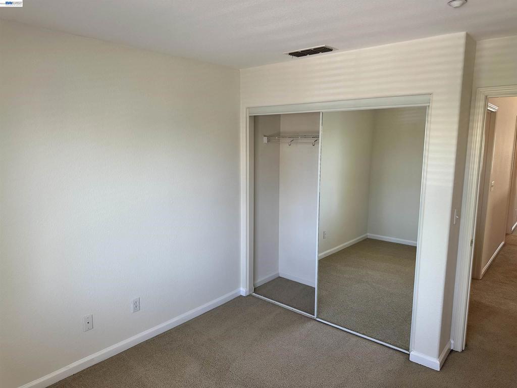 2484 Marshall Dr Property Photo 16