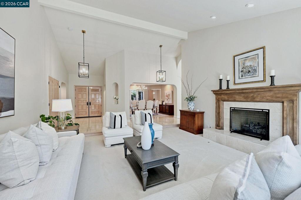 10 Edinburgh Pl Property Photo 6