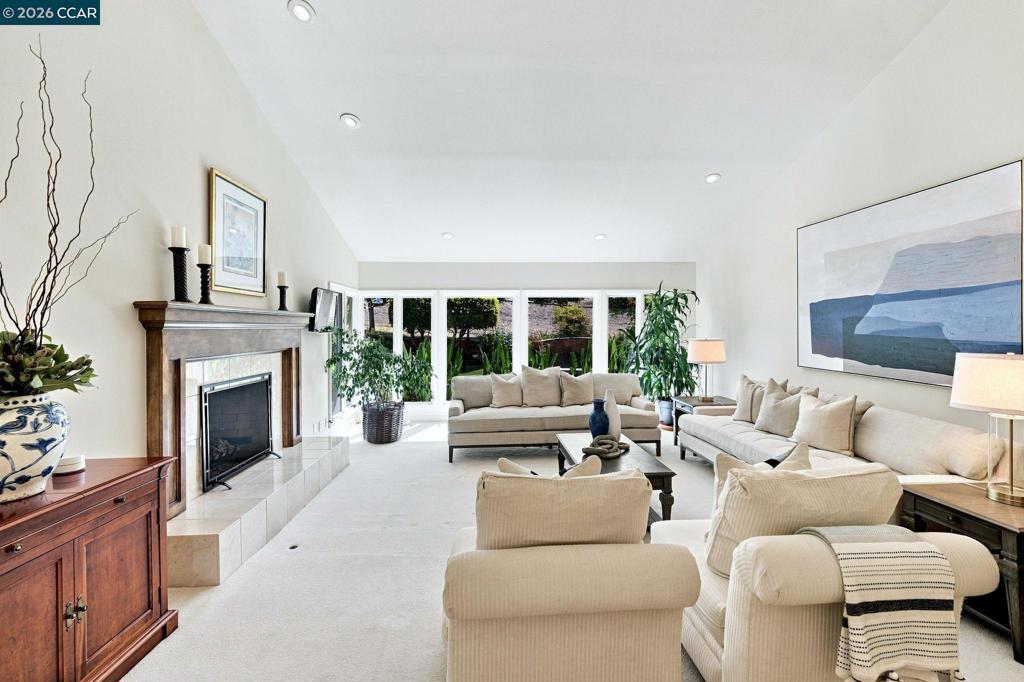10 Edinburgh Pl Property Photo 7