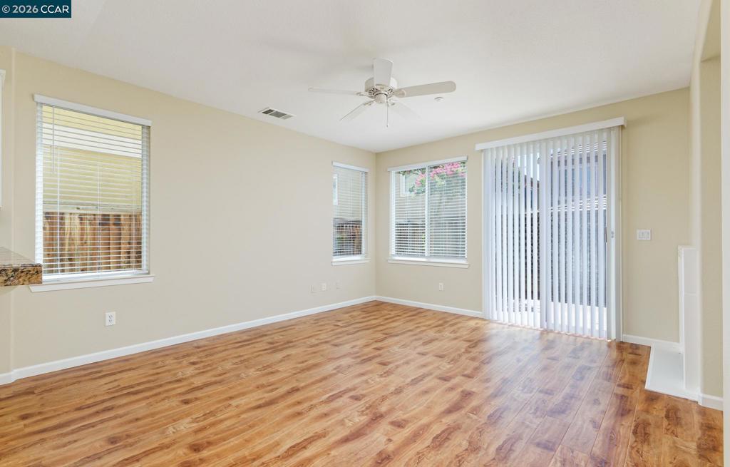452 Chestnut St Property Photo 11