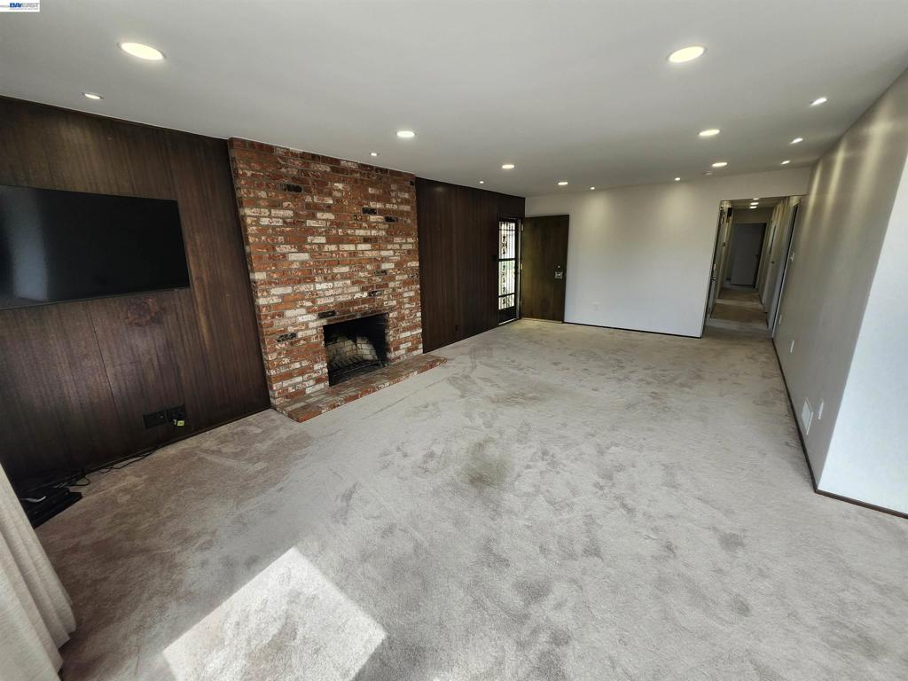 110 Sunshine Dr Property Photo 28