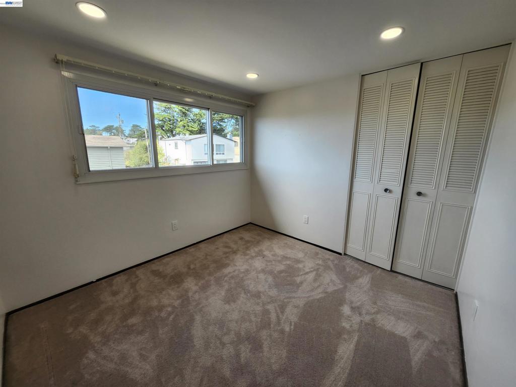 110 Sunshine Dr Property Photo 35