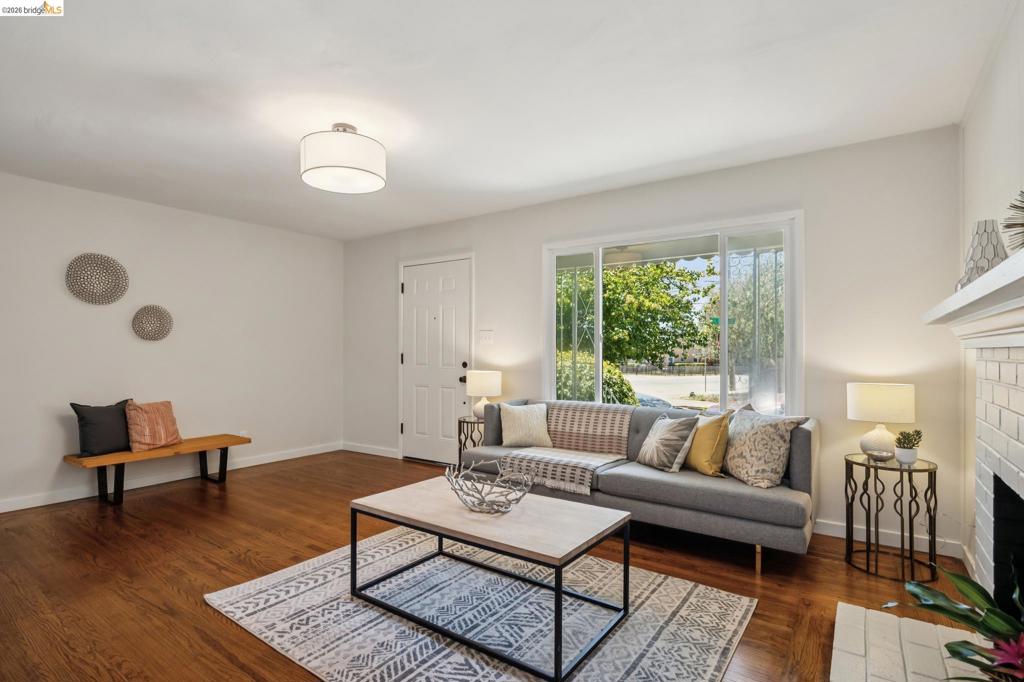 904 Wilson Avenue. Property Photo 9