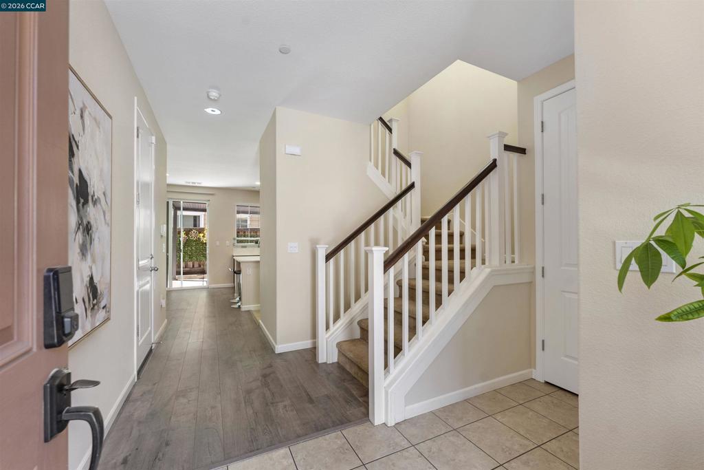 142 Halsey Way Property Photo 3