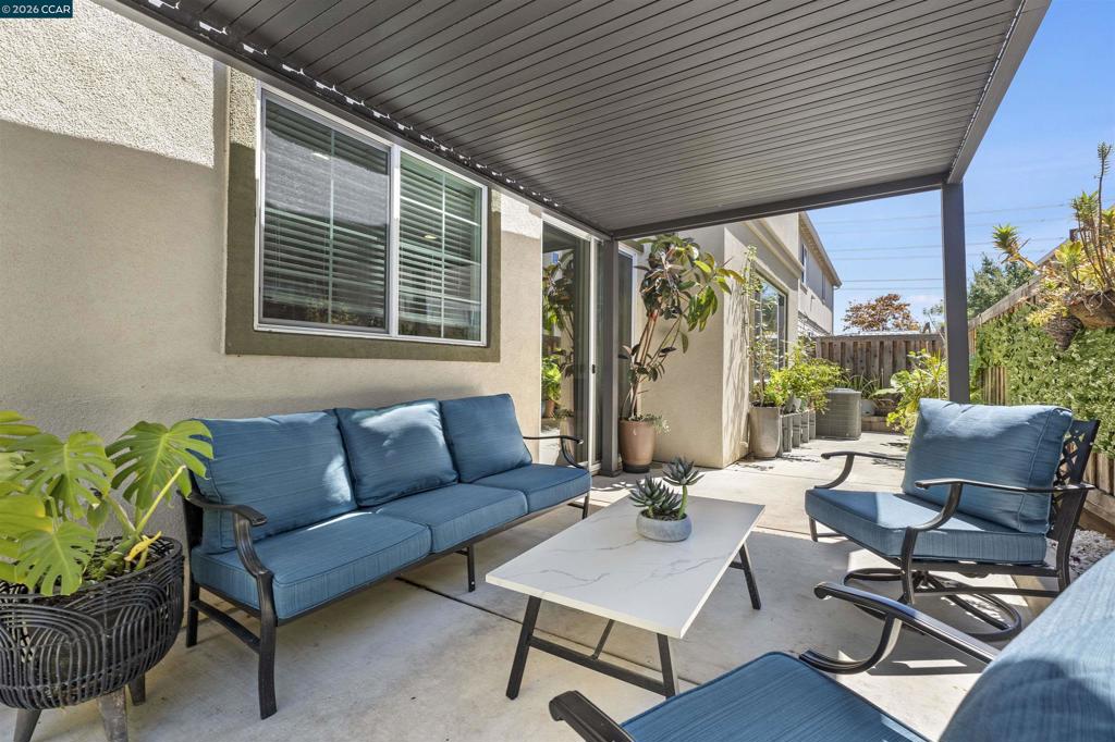 142 Halsey Way Property Photo 12