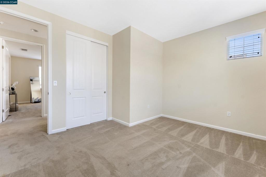 142 Halsey Way Property Photo 18
