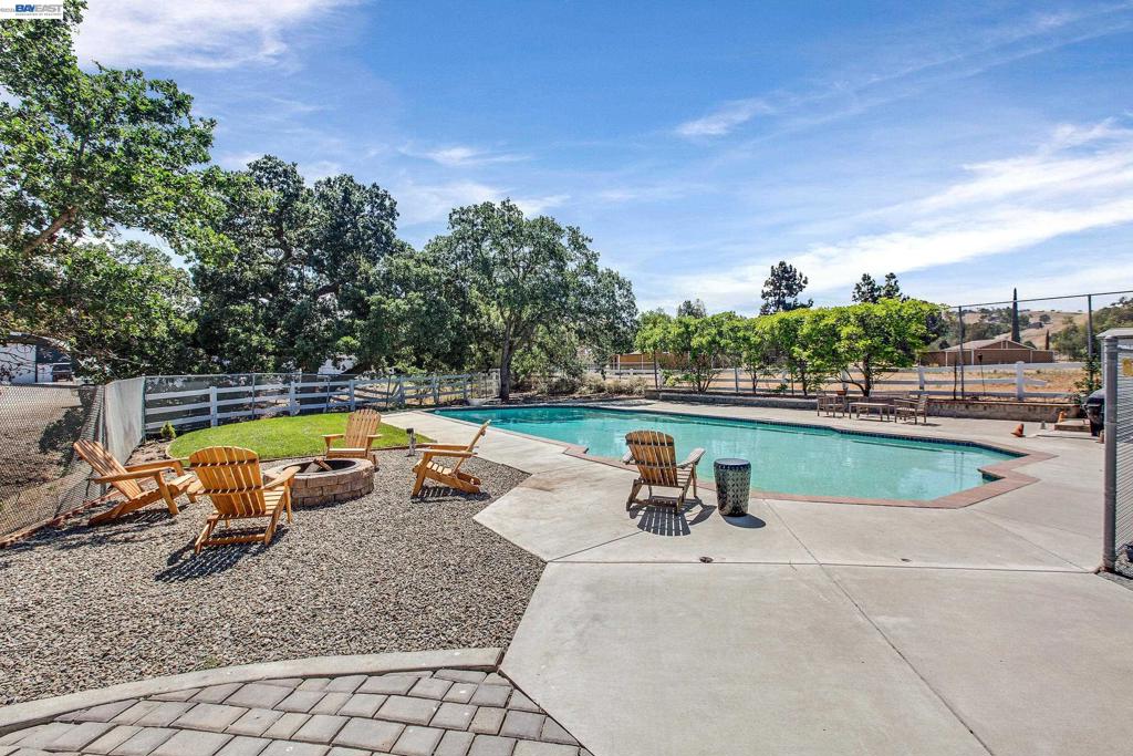 10040 Tesla Rd Property Photo 47