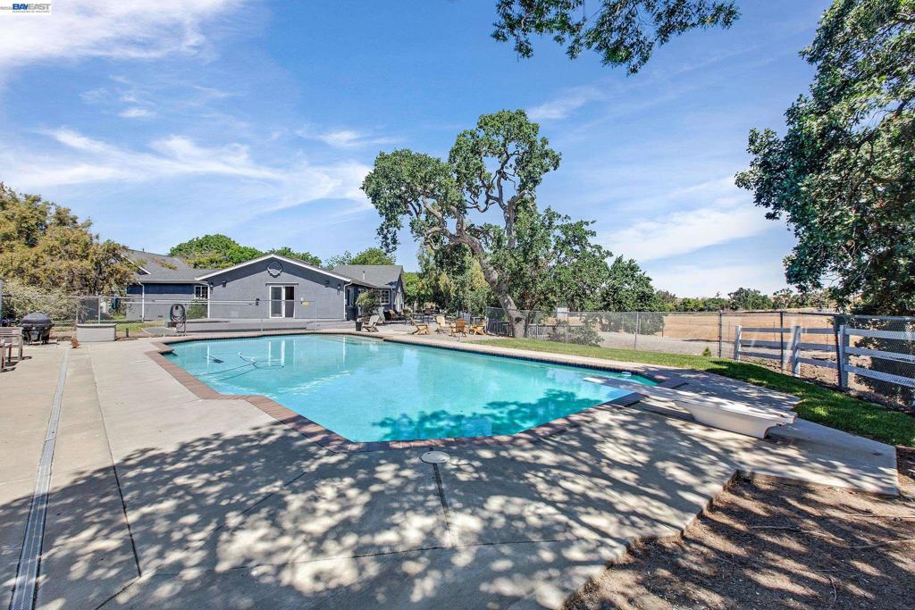 10040 Tesla Rd Property Photo 48