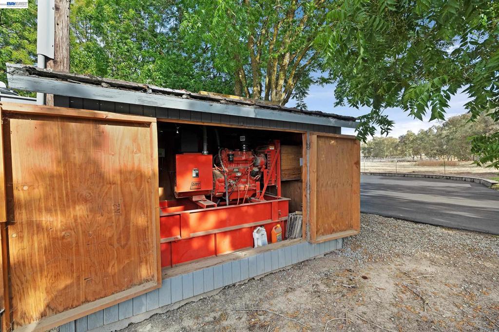 10040 Tesla Rd Property Photo 51