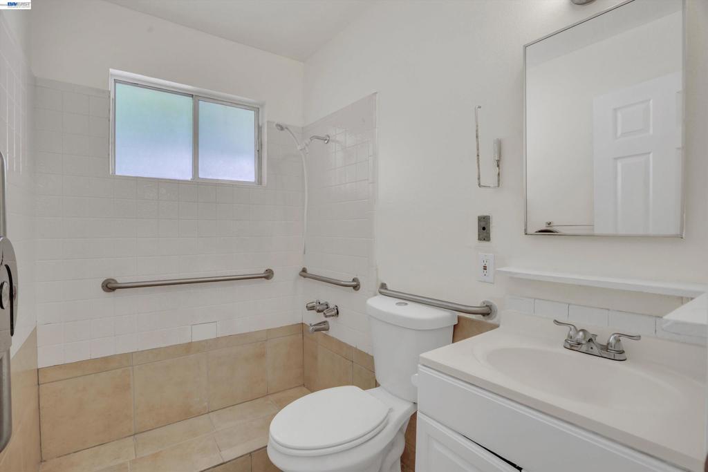 202 Arc Ave Property Photo 17