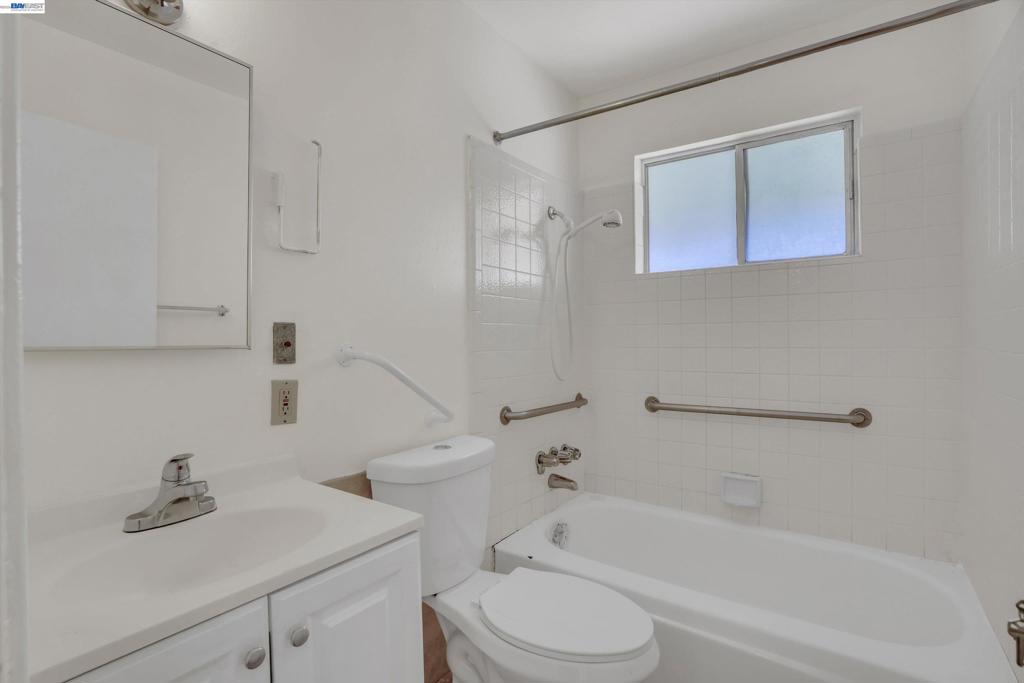 202 Arc Ave Property Photo 23