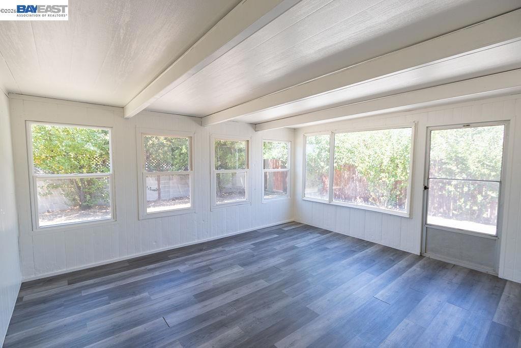 7367 Single Way Property Photo 34