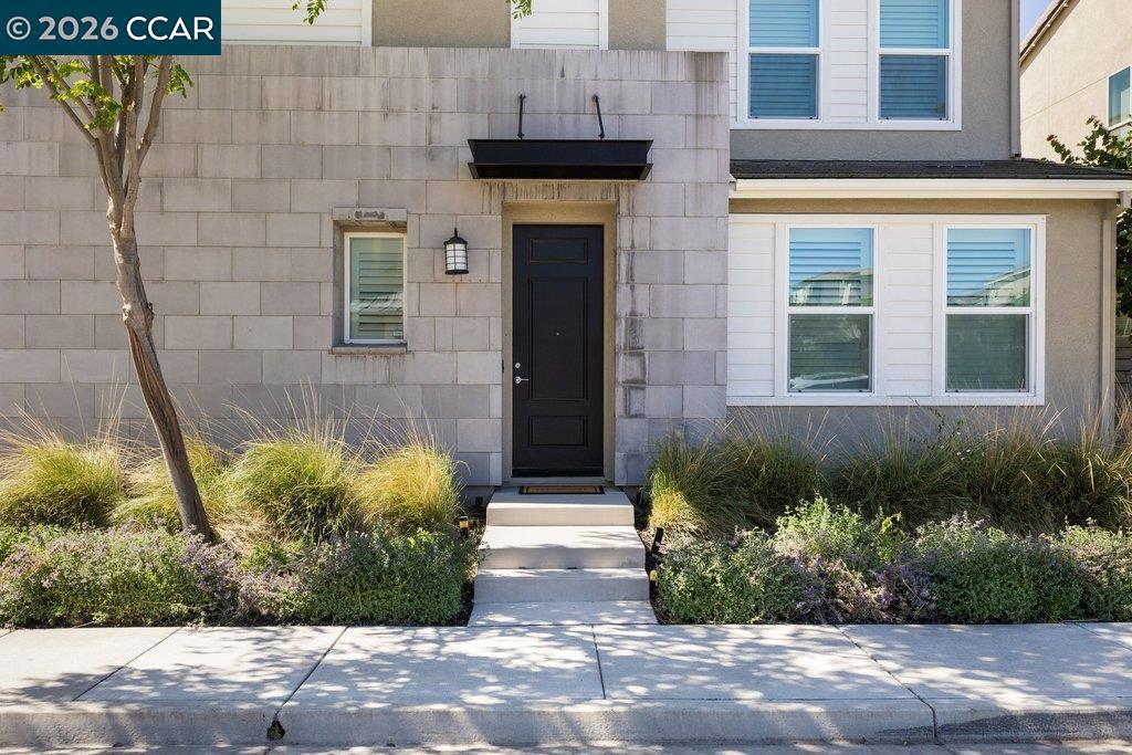 5772 Juniper Way Property Photo 2