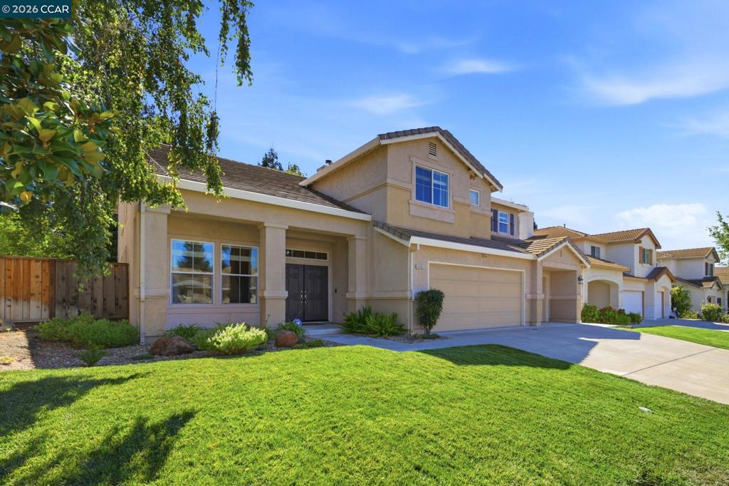 4505 Steed Way Property Photo 2