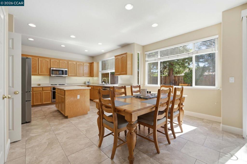 4505 Steed Way Property Photo 10