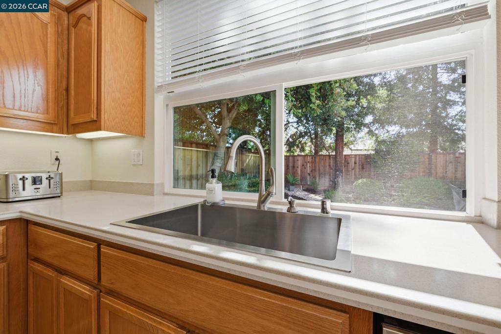 4505 Steed Way Property Photo 15