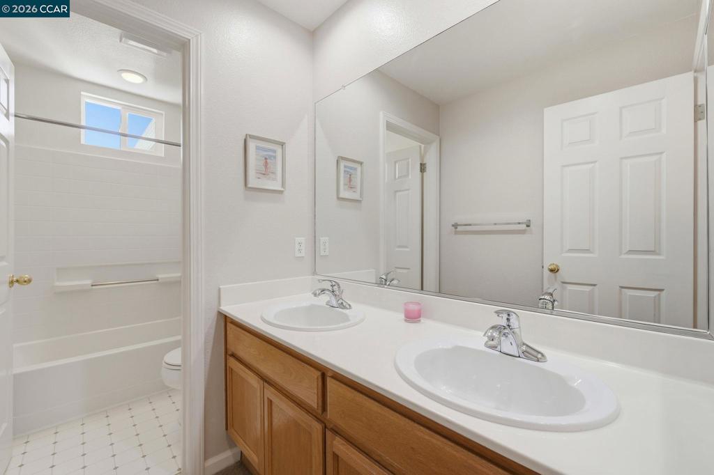 4505 Steed Way Property Photo 29