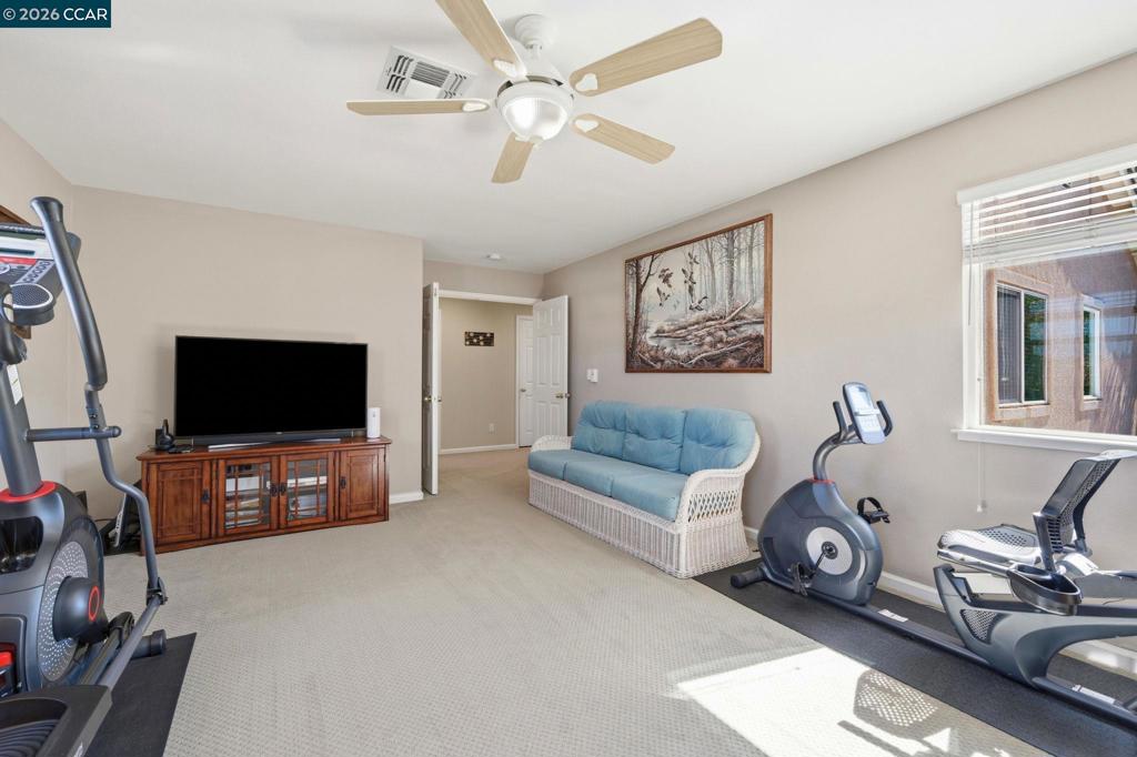 4505 Steed Way Property Photo 32