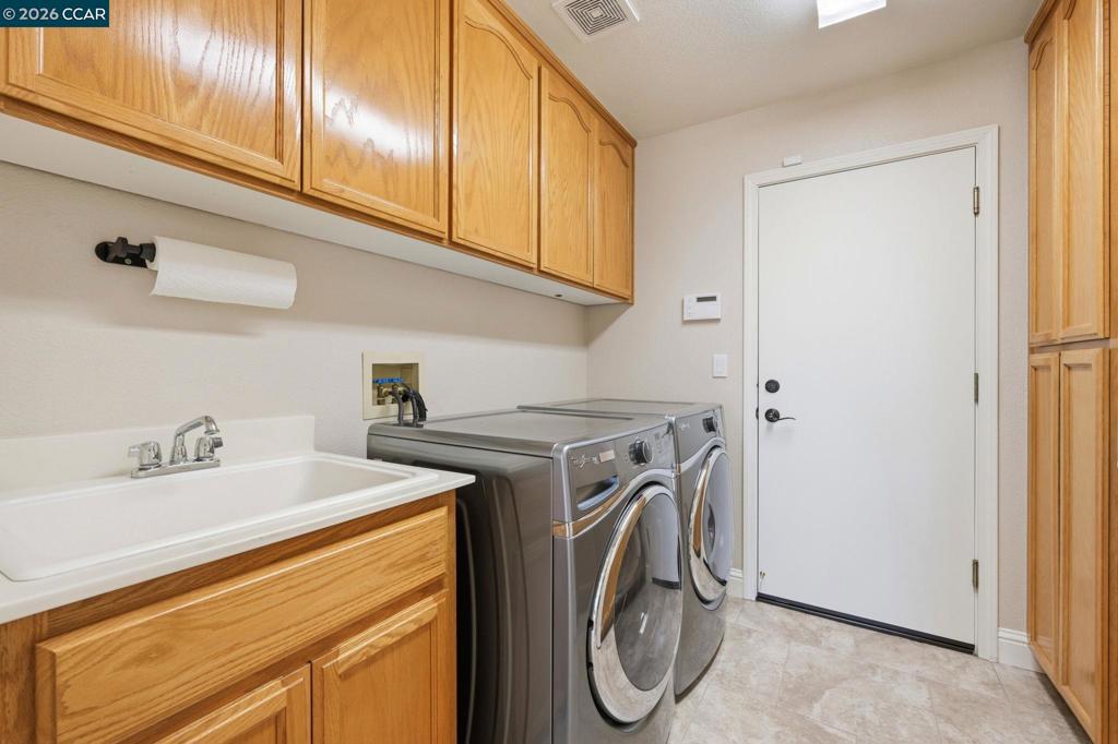 4505 Steed Way Property Photo 36