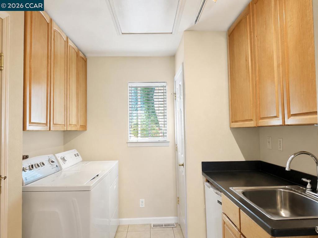 4334 Santa Rita Rd Property Photo 5