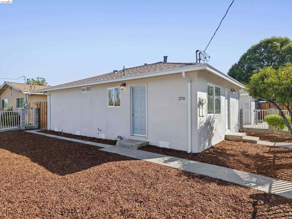 270 Oakland Ave Property Photo 1
