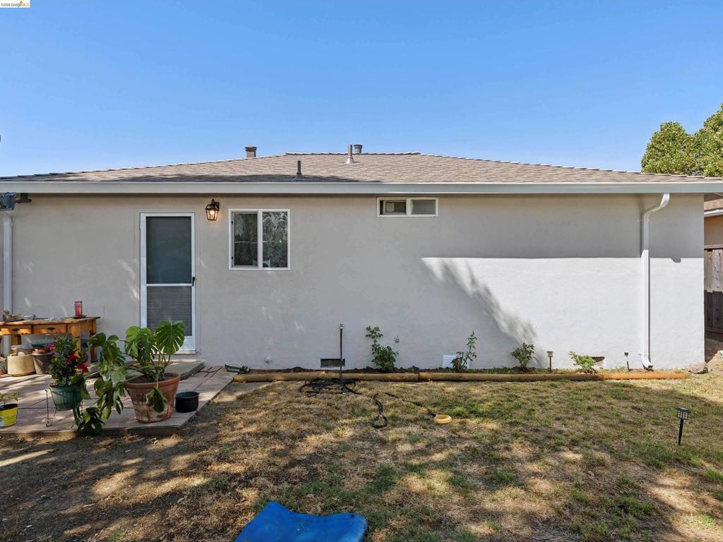 270 272 Oakland Ave Property Photo 13