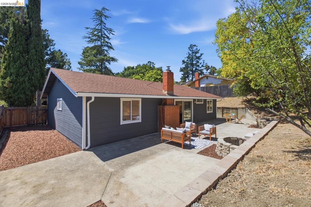 2609 Mendocino Dr Property Photo 27