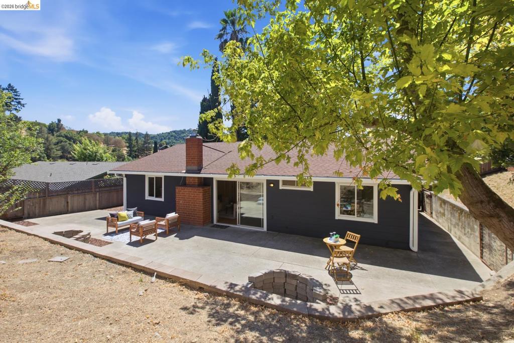 2609 Mendocino Dr Property Photo 28