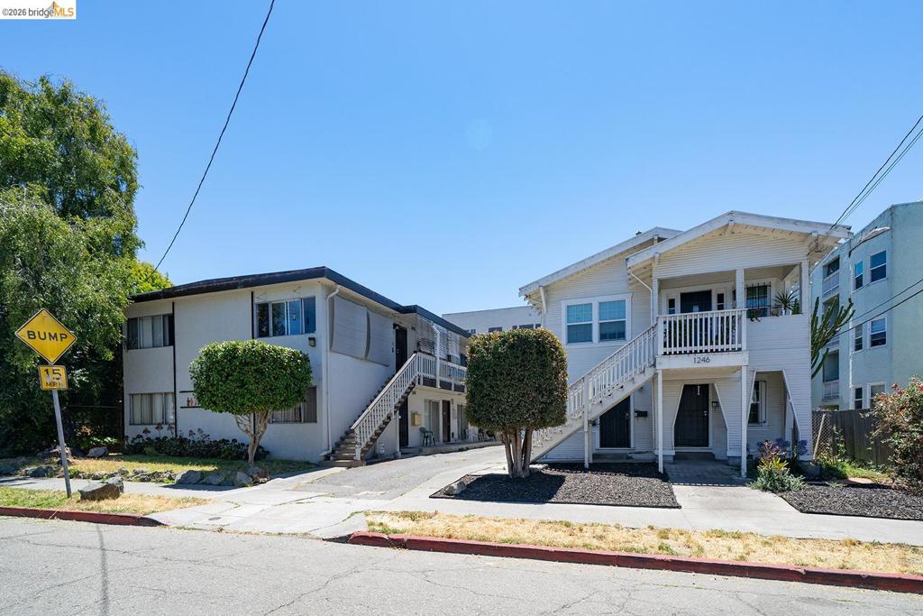 1246 Berkeley Way Property Photo 10