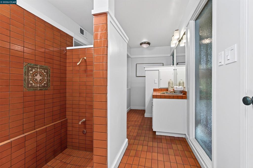 12 E Altarinda Property Photo 40