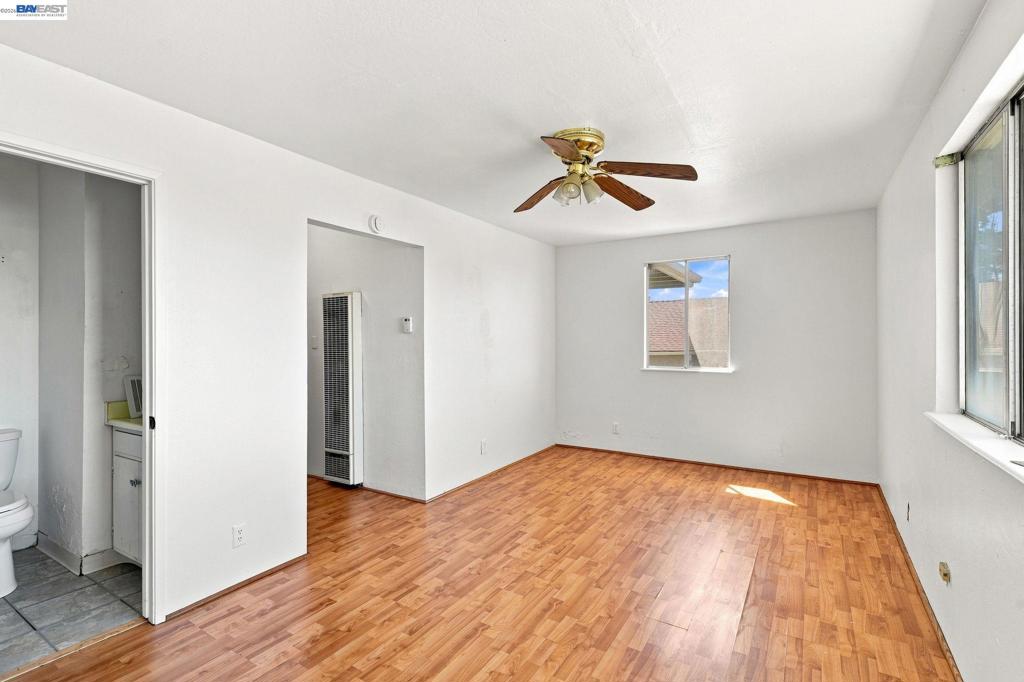 9821 Thermal Street Property Photo 21